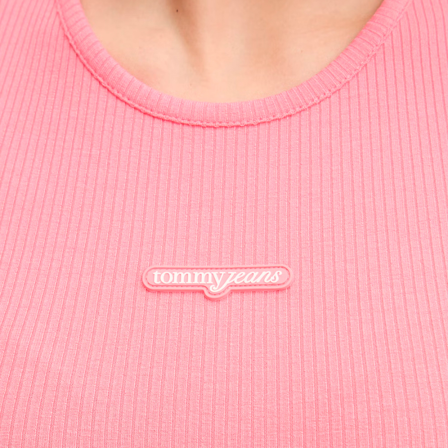 camiseta-slim-script-label