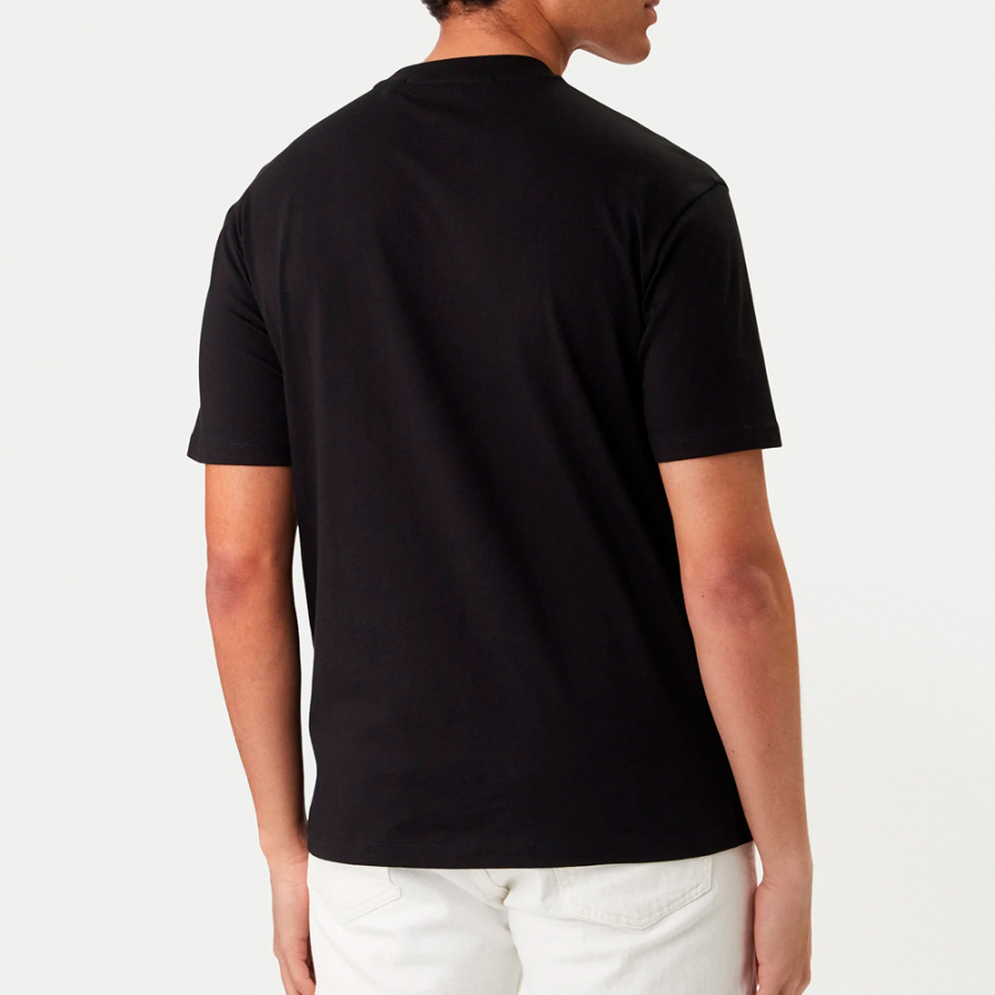 camiseta-con-estampado-karl