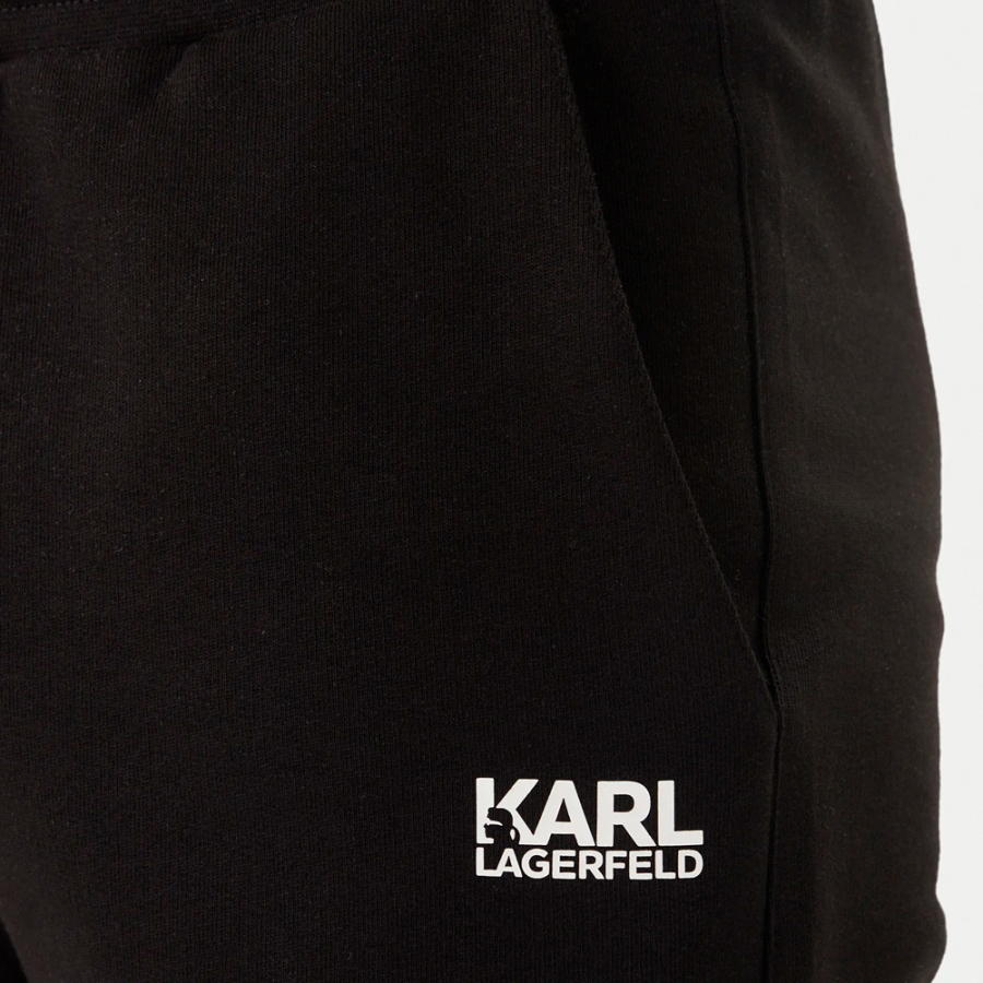 verstellbare-shorts-mit-logo