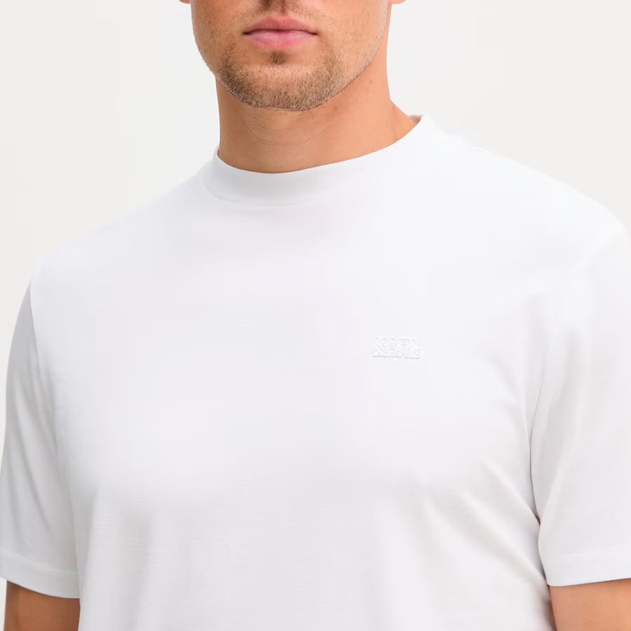 kurzarmeliges-t-shirt-mit-monogramm