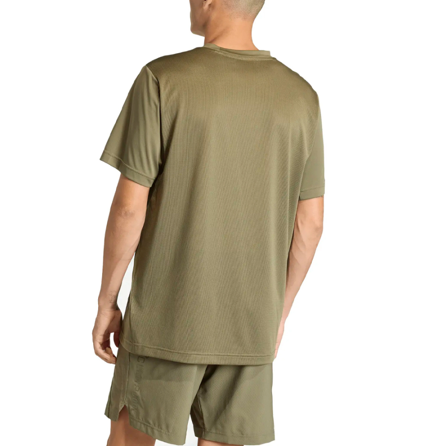 maglietta-da-ragazza-con-app-di-tecnologia-per-il-fitness