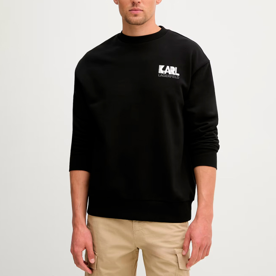sweatshirt-mit-rundhalsausschnitt-und-markennamen sweatshirt-mit-rundhalsausschnitt-und-markennamen