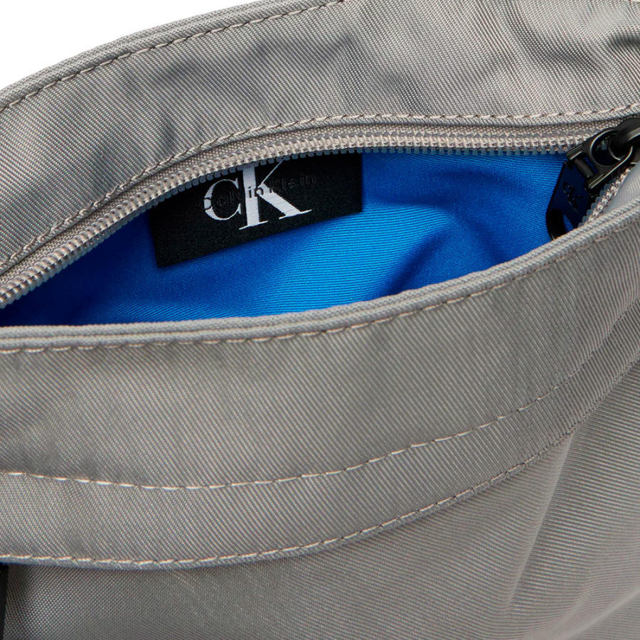 flat-nylon-shoulder-bag-with-monogram-logo