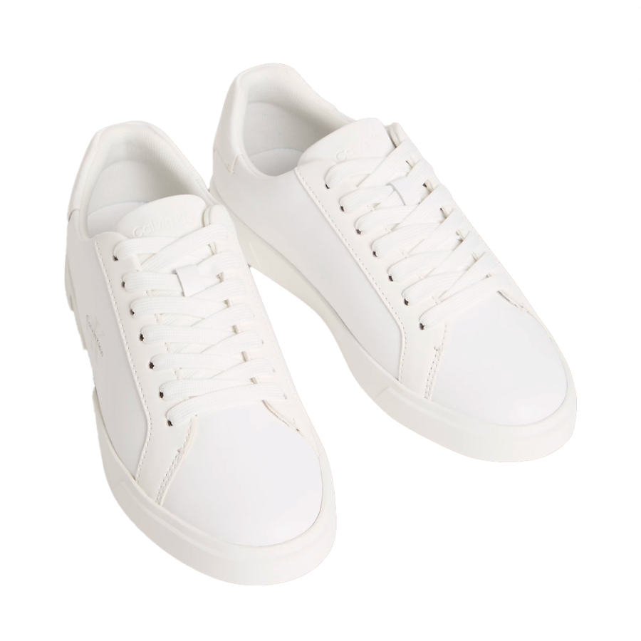 brooke-baskets-en-cuir-avec-logo-distinctif