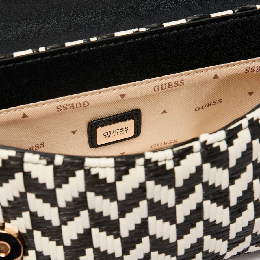 bolsa-de-ombro-com-aba-tessi bolsa-de-ombro-com-aba-tessi