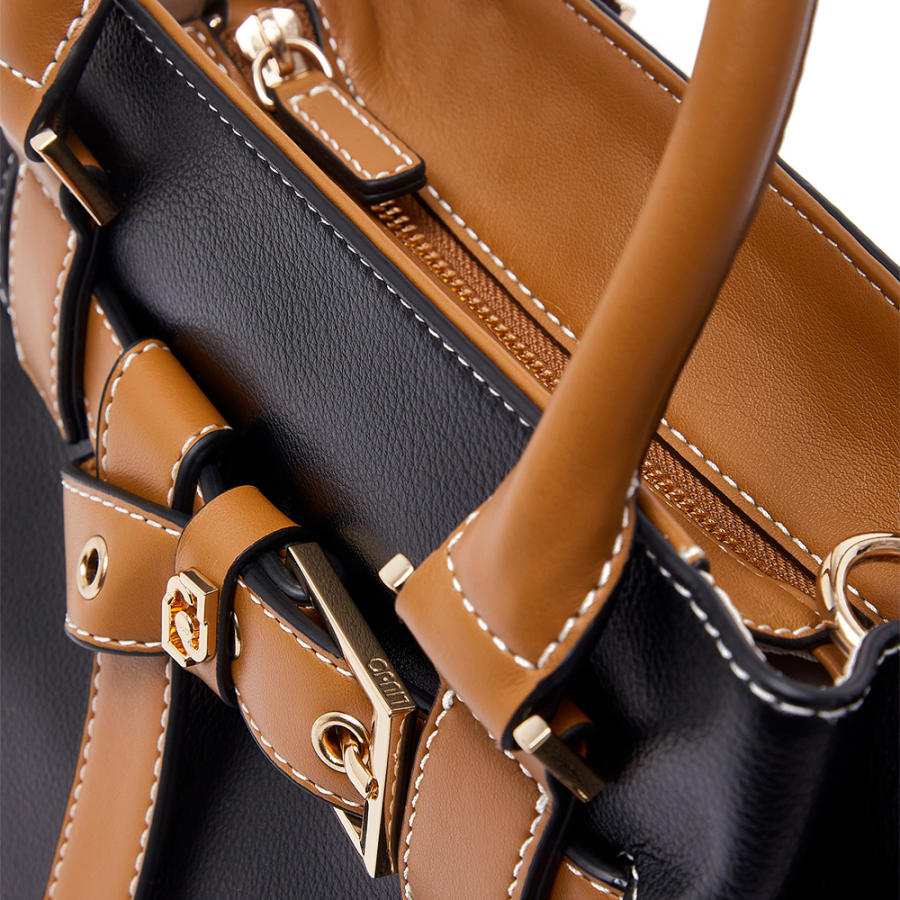 bolso-pequeno-con-hebilla bolso-pequeno-con-hebilla