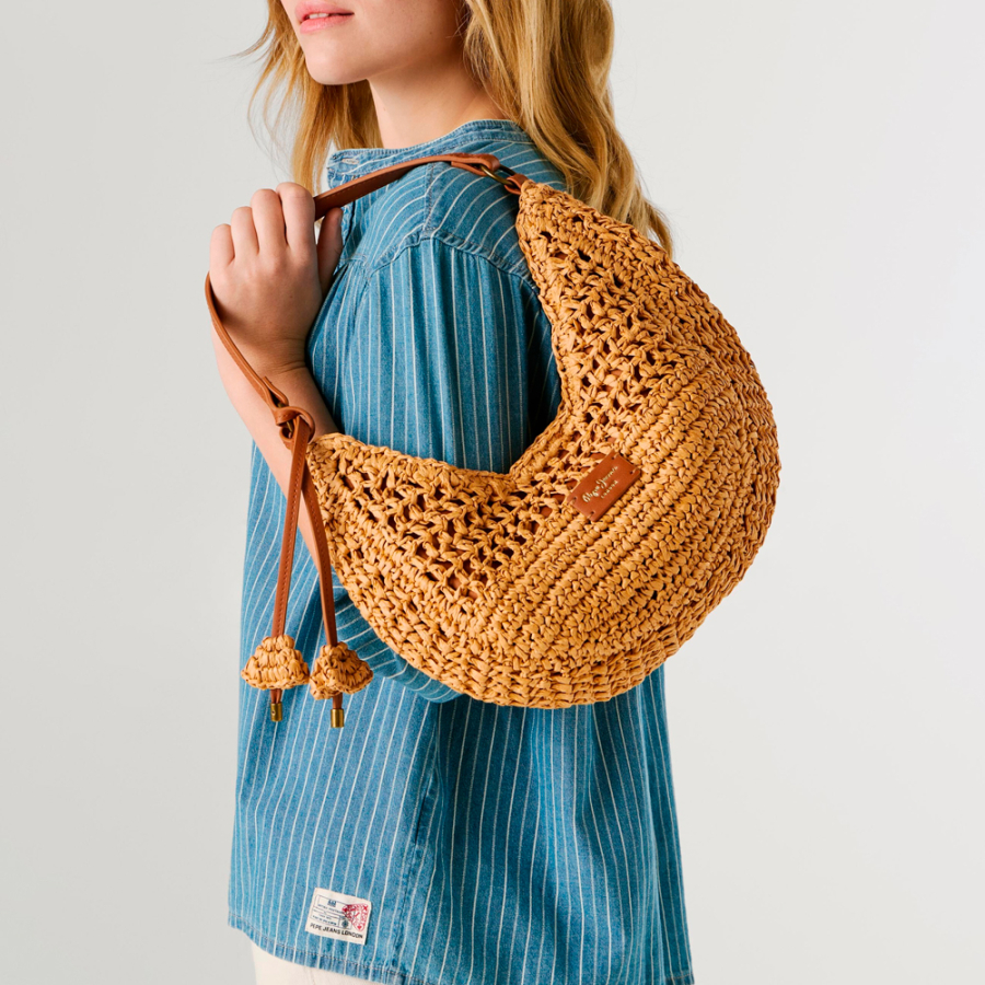 raffia-crescent-bag raffia-crescent-bag