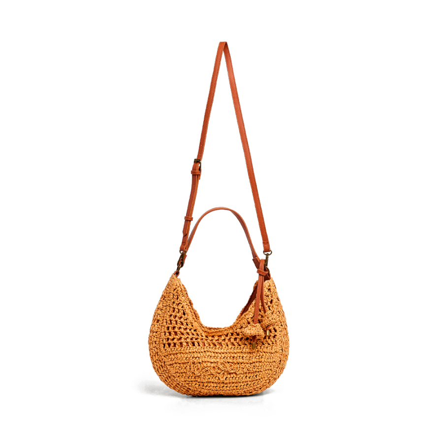 bolso-media-luna-de-rafia
