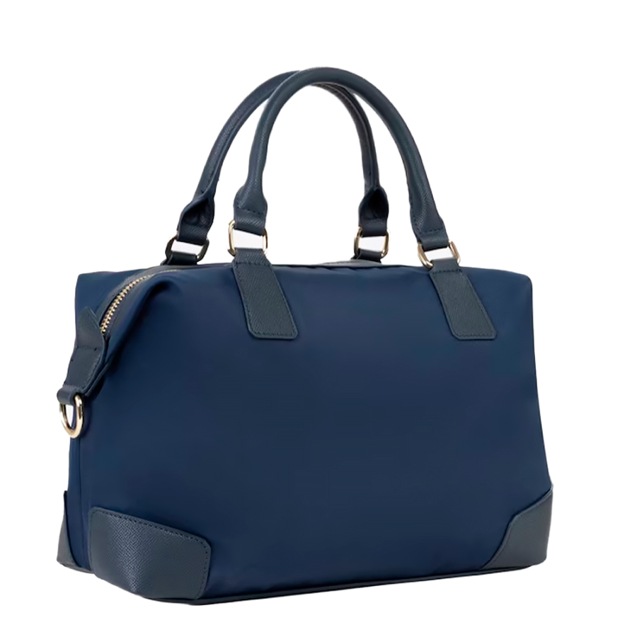 sac-jenny-vbsa9t23