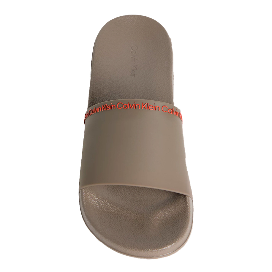 chanclas-contorneadas-con-logo