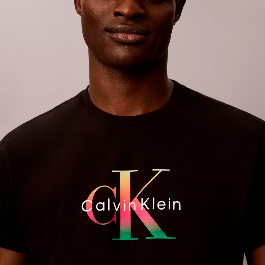 monogrammiertes-t-shirt-pride