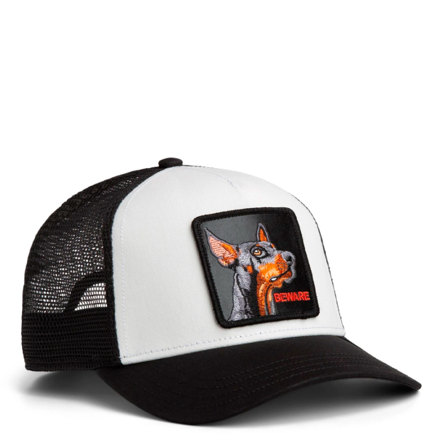 attenzione-al-cappello-da-camionista attenzione-al-cappello-da-camionista
