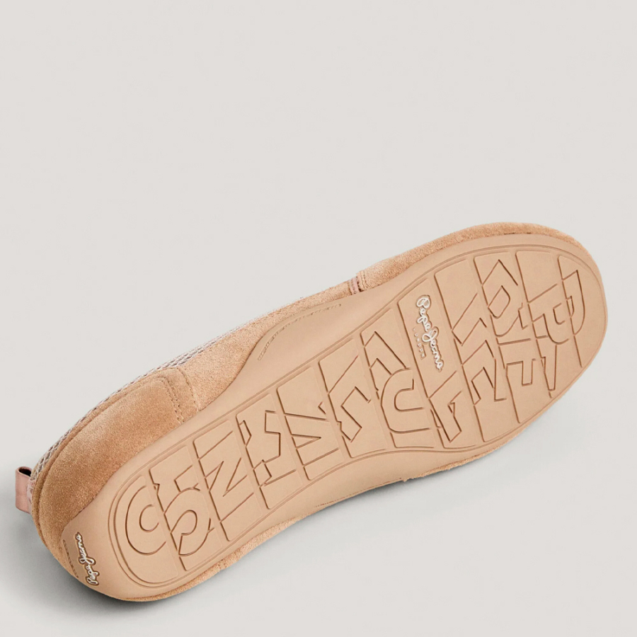 tenis-com-detalhes-em-camurca tenis-com-detalhes-em-camurca