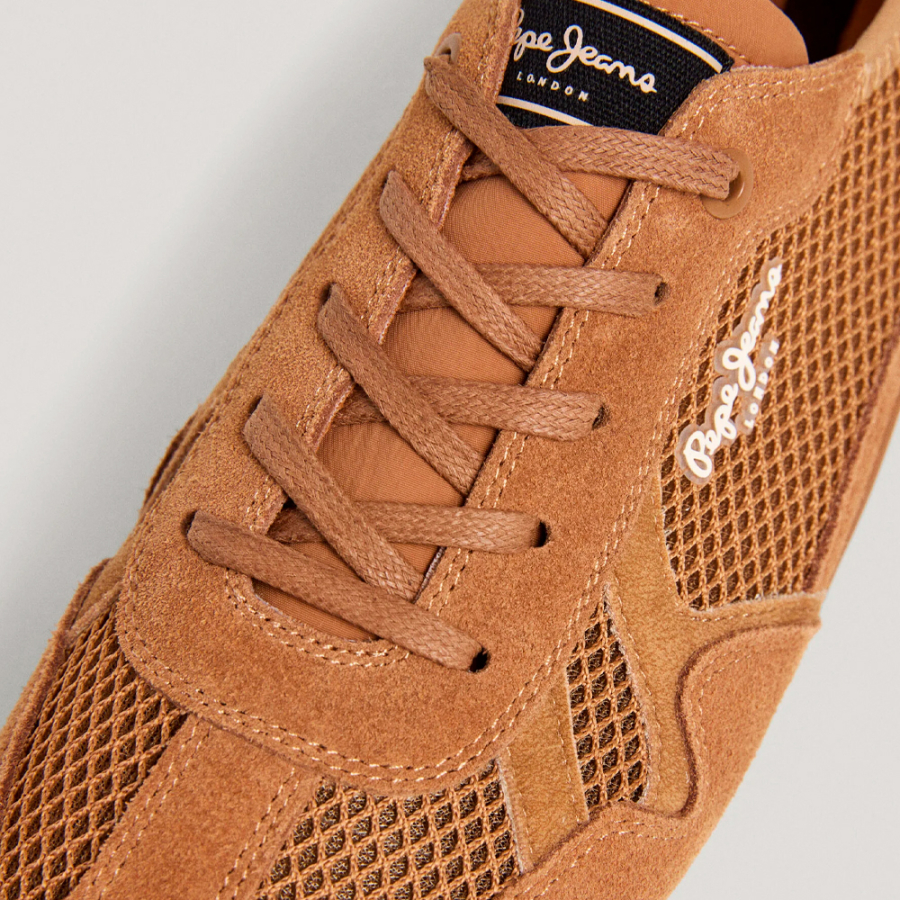 sneakers-with-suede-details sneakers-with-suede-details