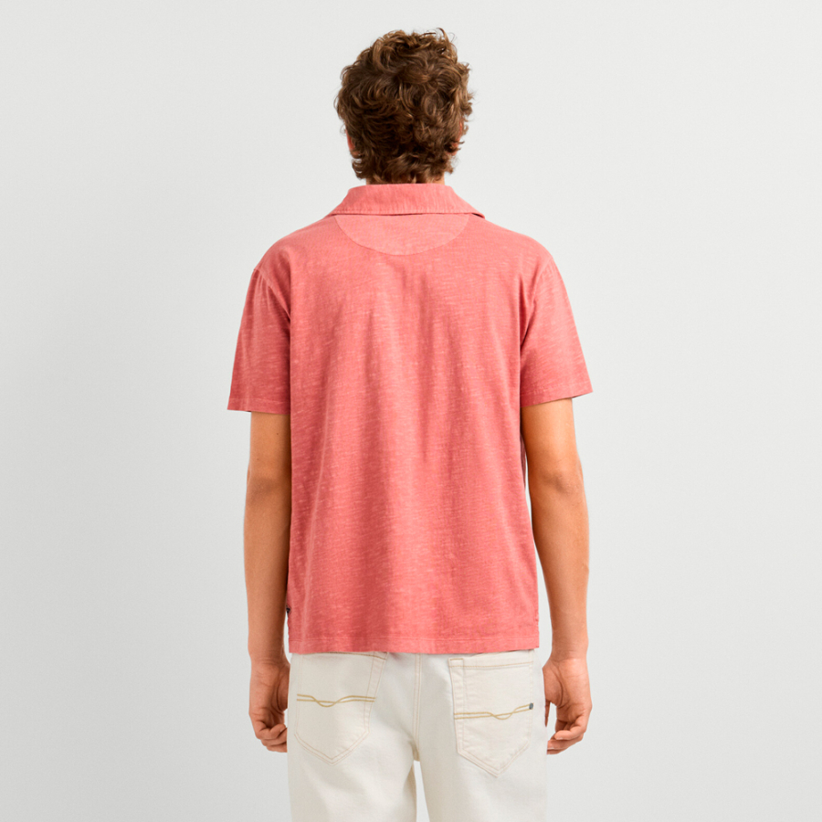 camisa-polo-tingida-em-peca-modelagem-regular camisa-polo-tingida-em-peca-modelagem-regular