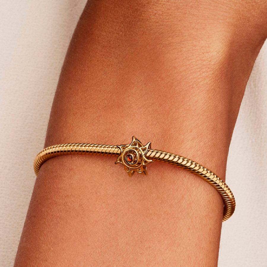 charm-sol-en-filigrana-764625c01