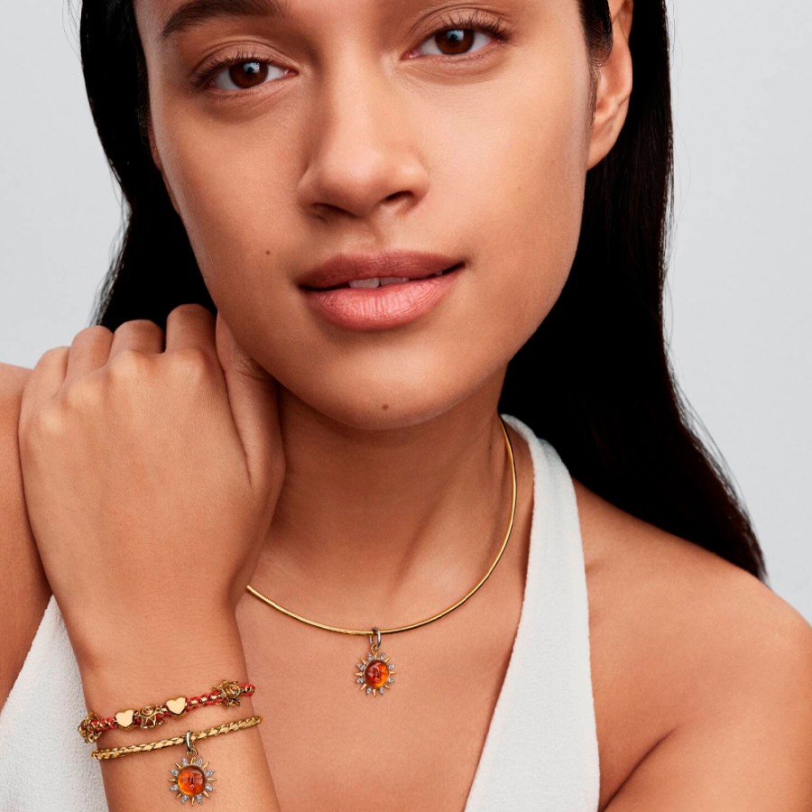 charm-sol-en-filigrana-764625c01