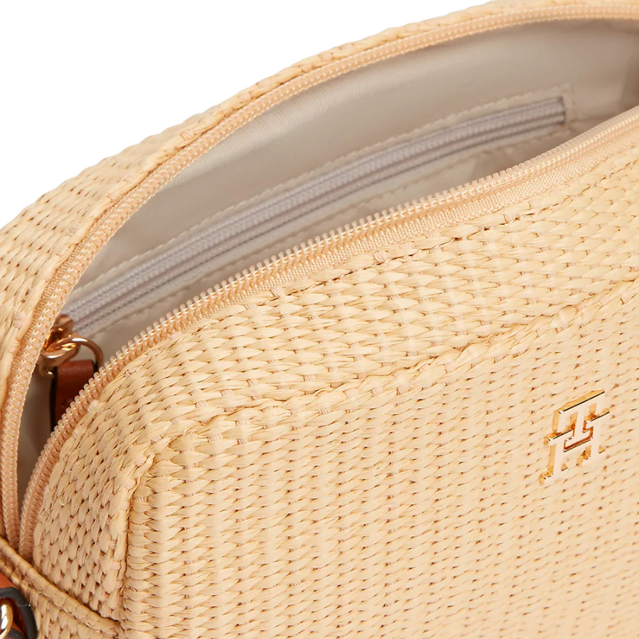 raffia-camera-shoulder-bag