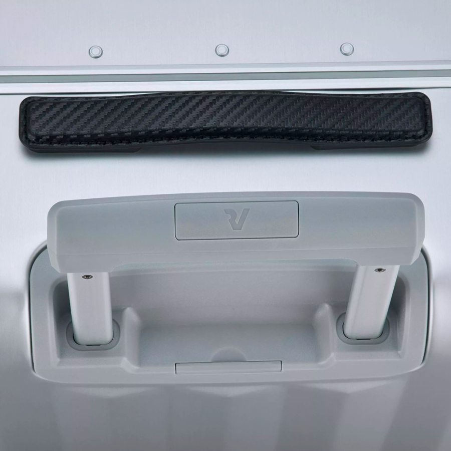 cabin-suitcase-one-al cabin-suitcase-one-al