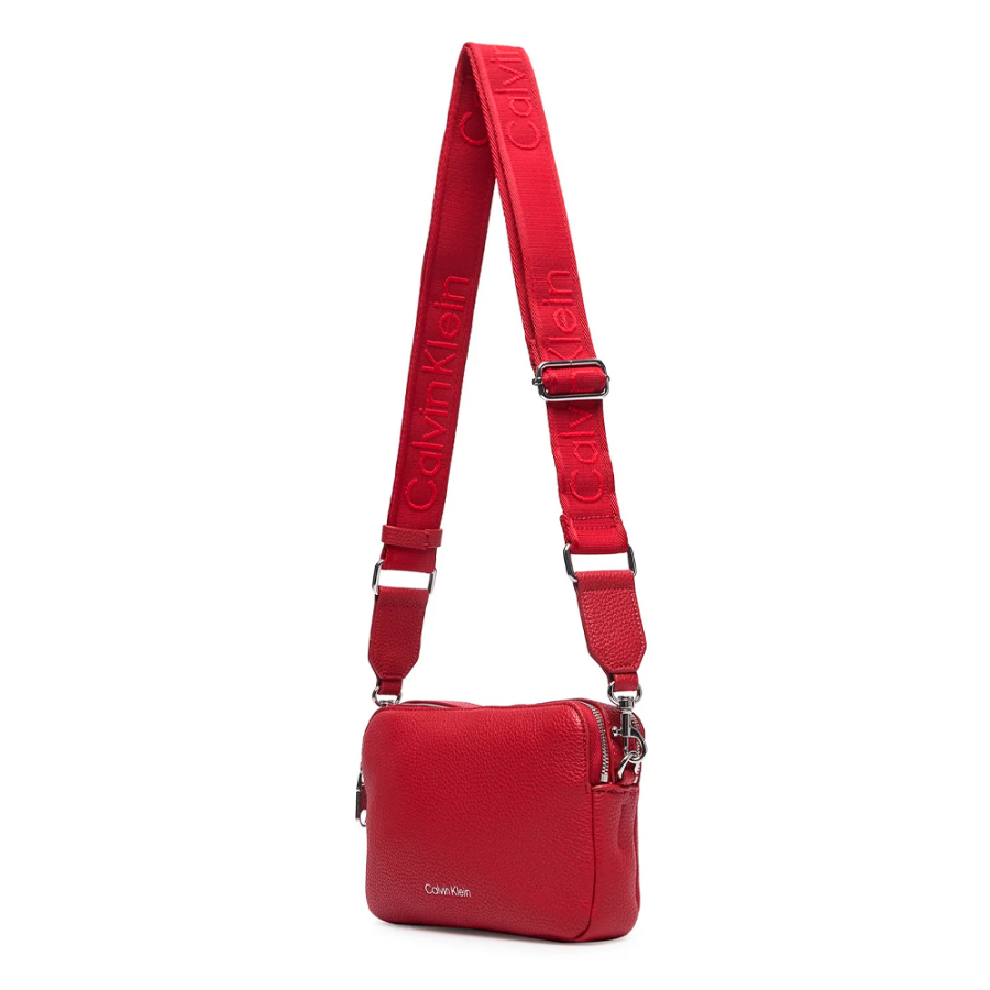 bolso-bandolera-tipo-camara-con-logo-y-2-correas