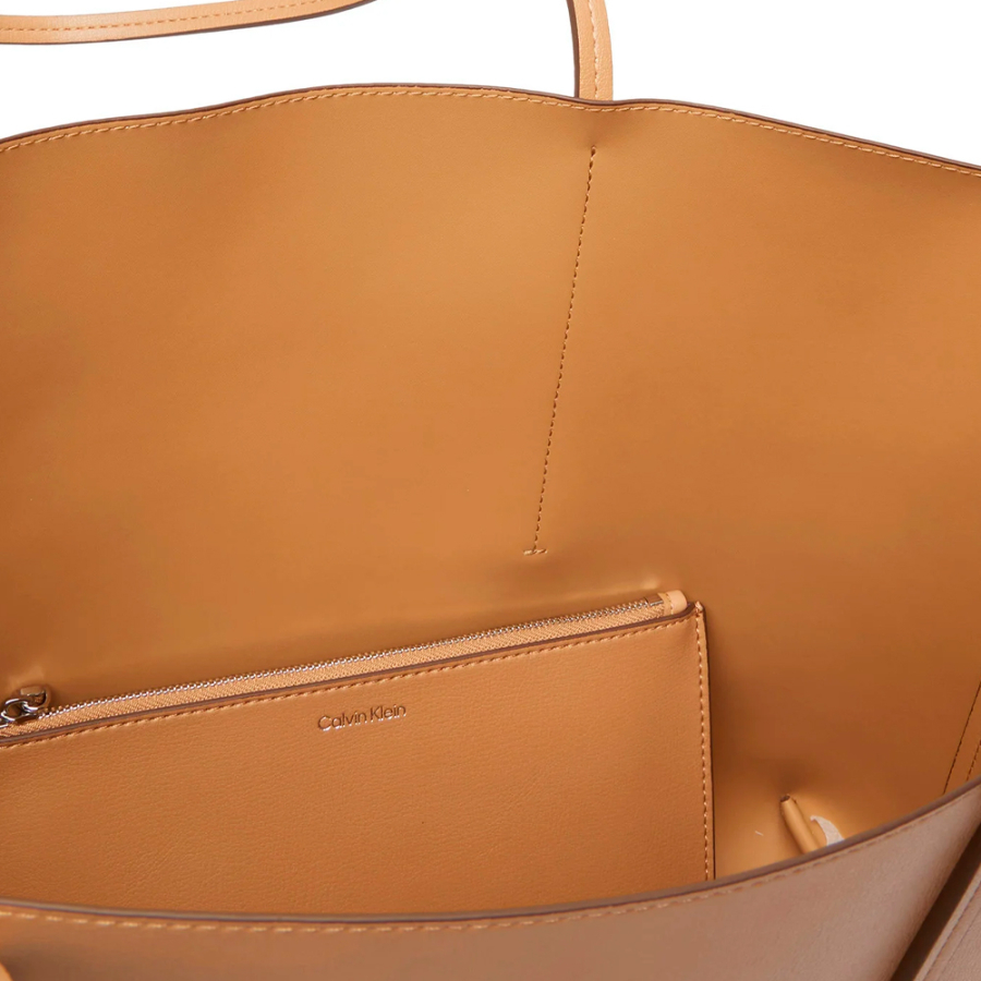 la-tua-borsa-tote-con-logo-in-lamina