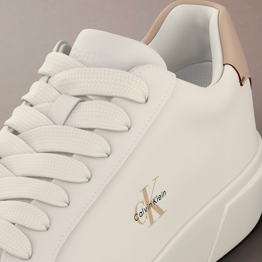 tenis-de-couro-com-logotipo-diferenciado