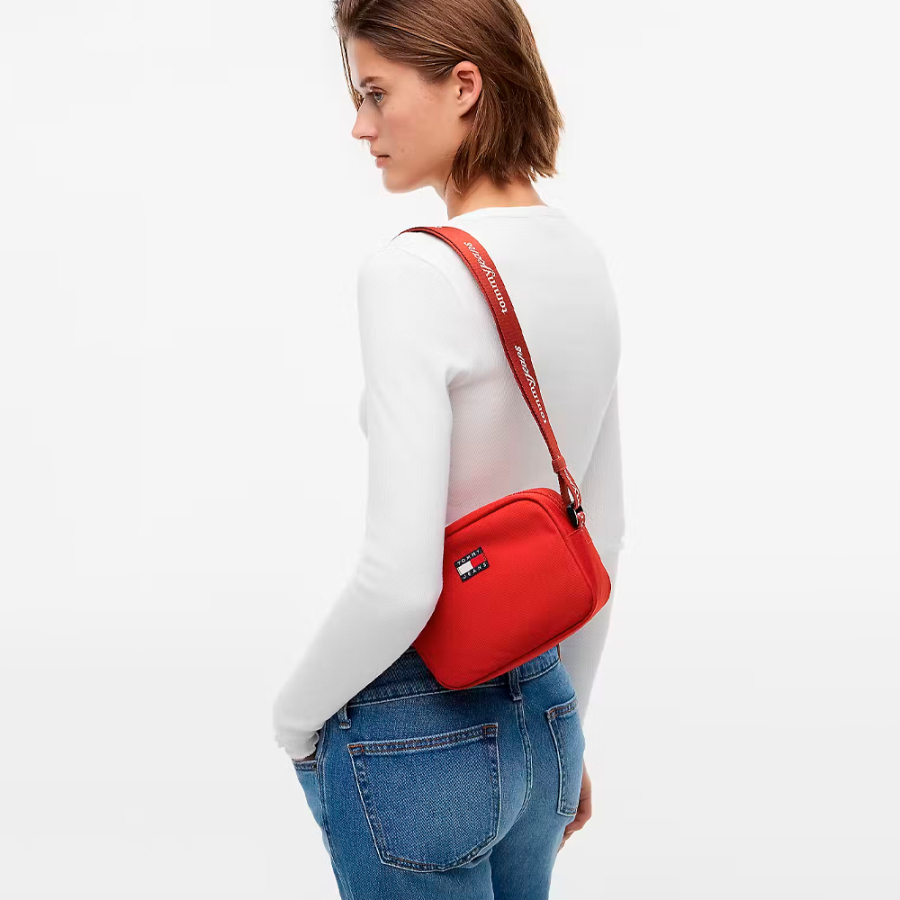 borsa-a-tracolla-quotidiana-essenziale borsa-a-tracolla-quotidiana-essenziale