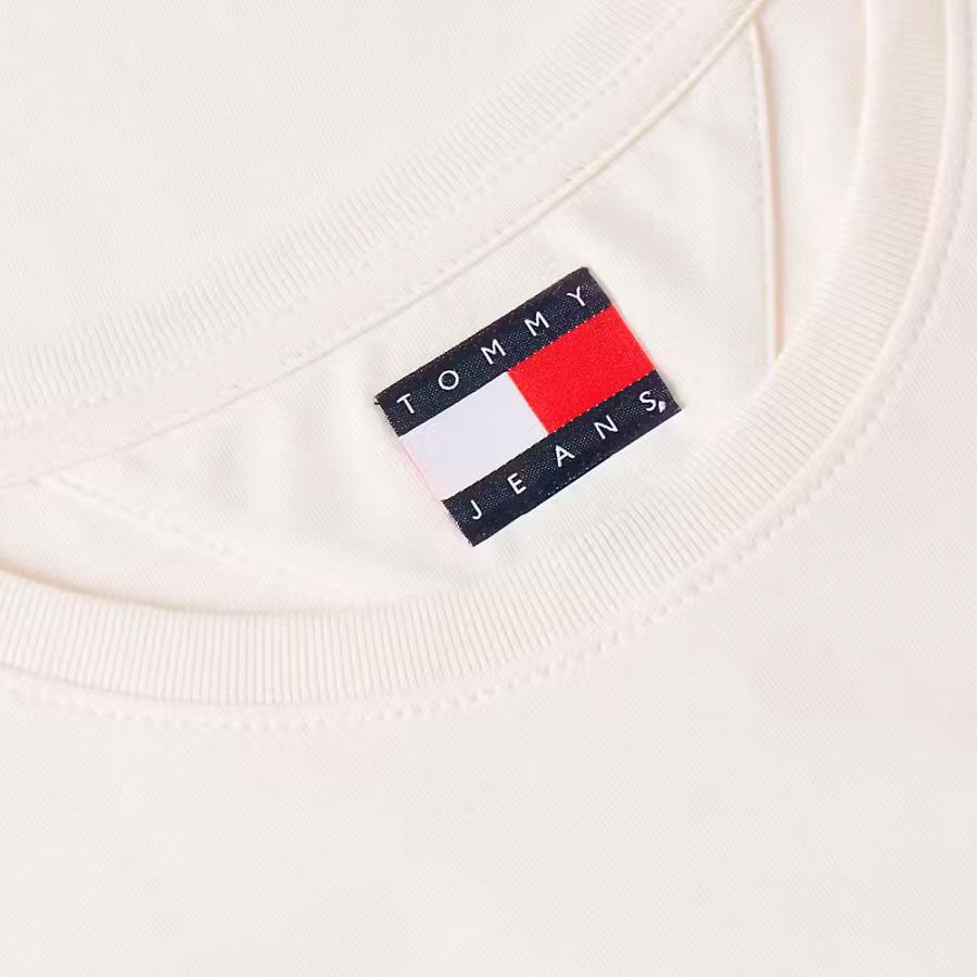 camiseta-de-punto-con-logo-y-corte-muy-slim