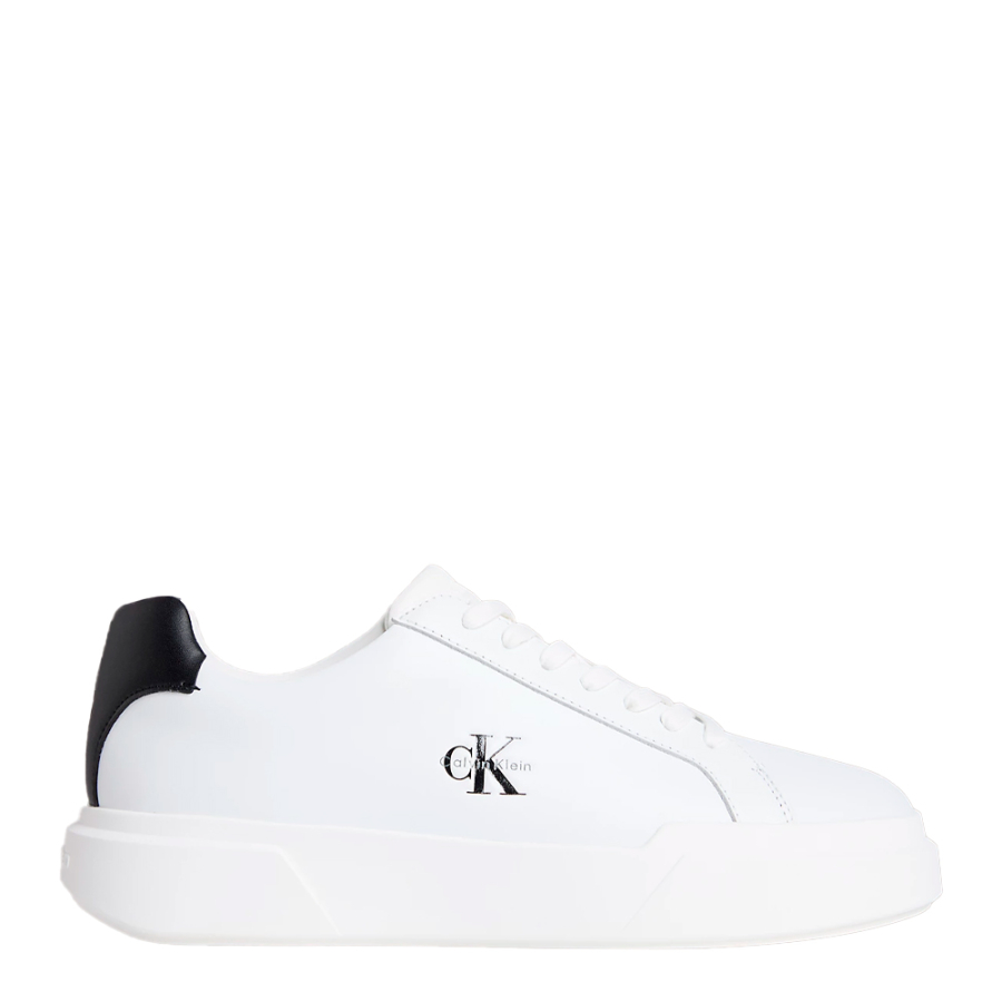 zapatillas-de-piel-con-logo-distintivo