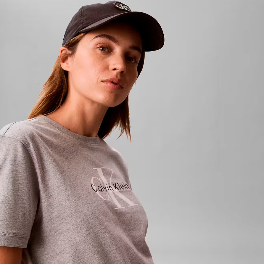 camiseta-cropped-com-monologo