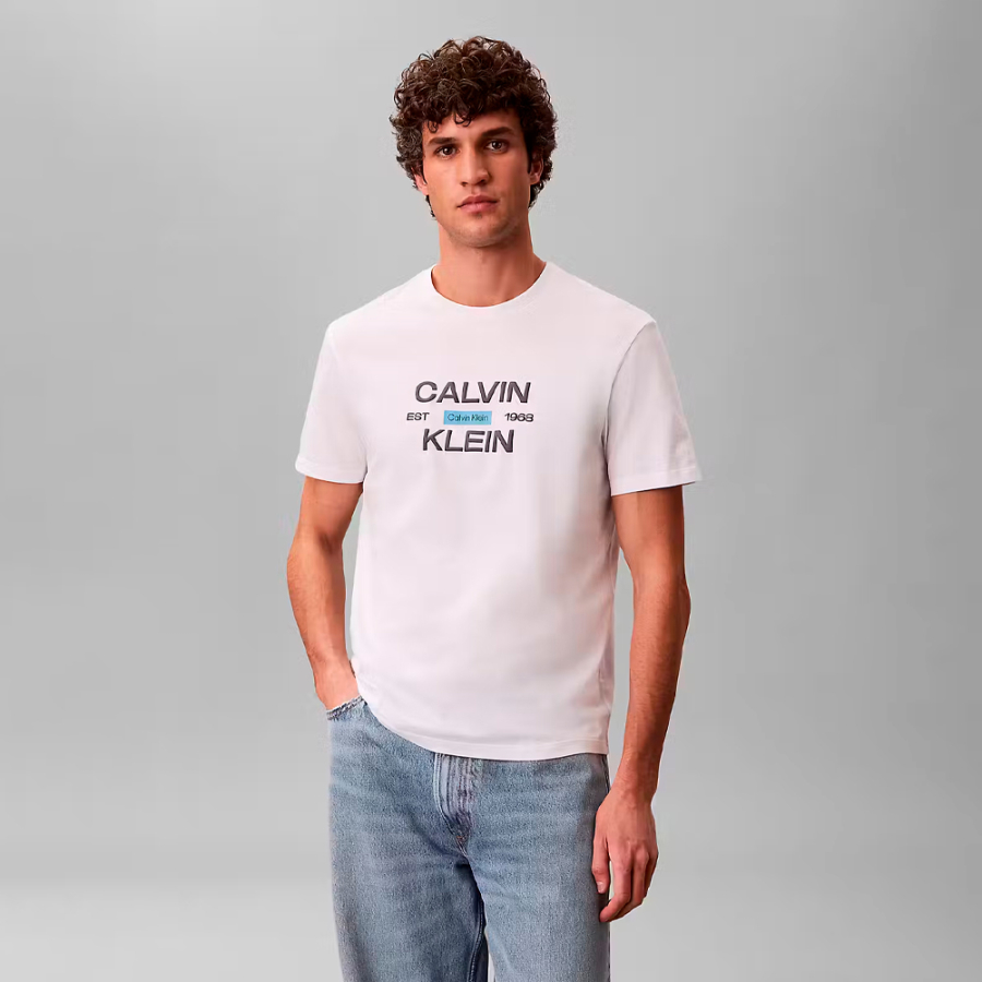 t-shirt-stack-grap t-shirt-stack-grap