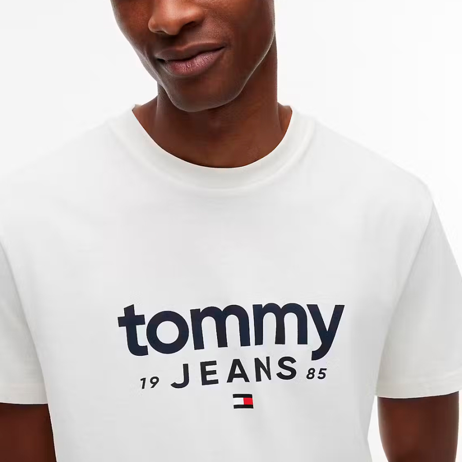 slim-graphic-t-shirt