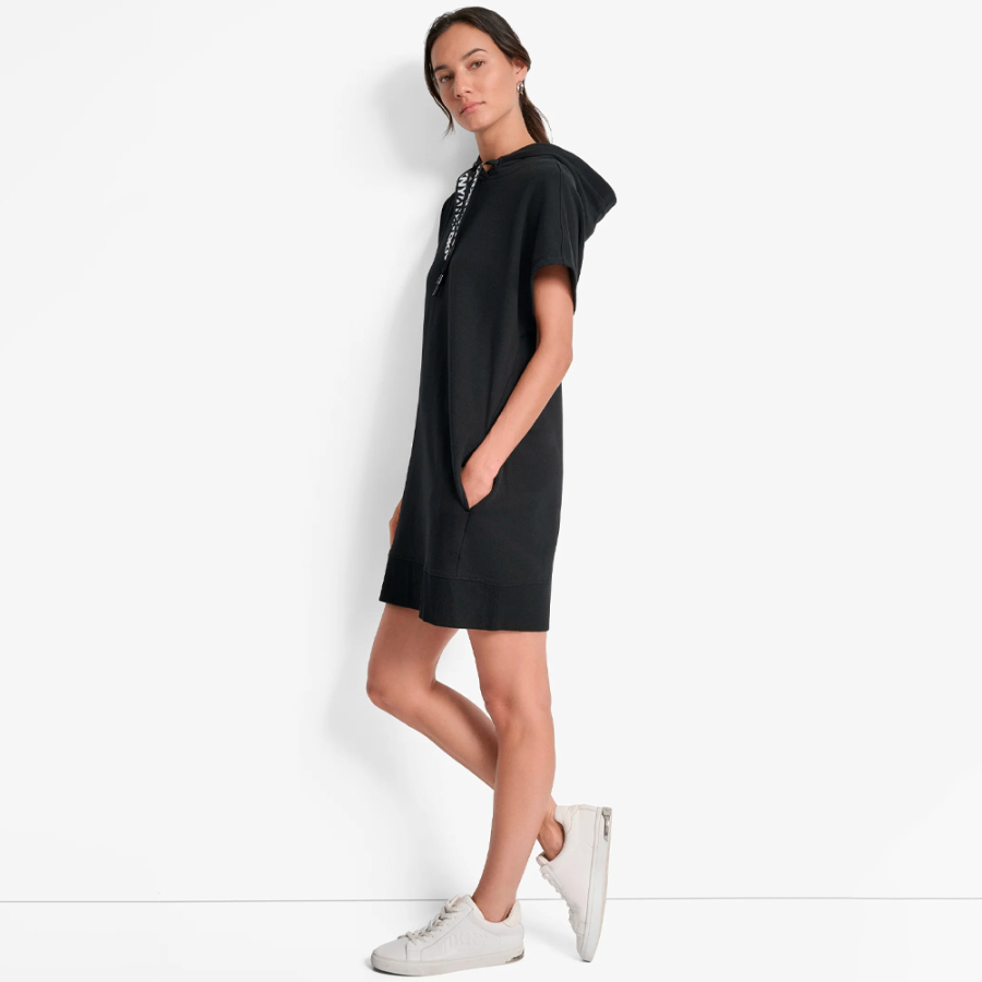 vestido-tenis-com-cordao-e-logotipo-em-dois-tons vestido-tenis-com-cordao-e-logotipo-em-dois-tons
