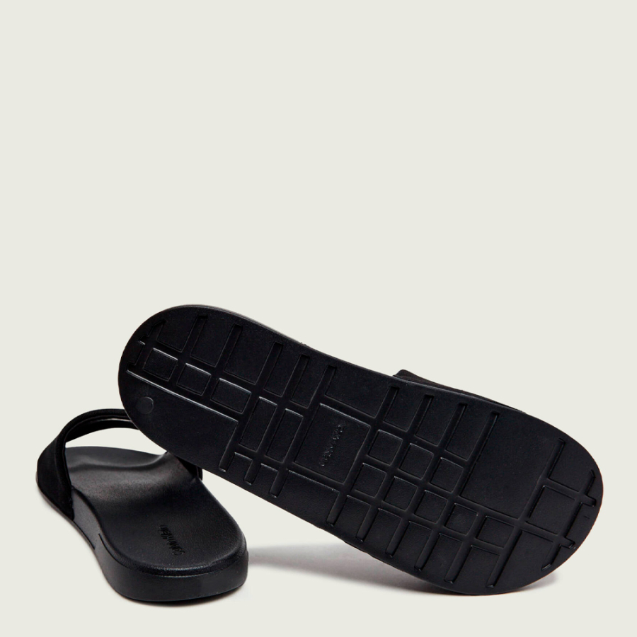 chancla-essentials-side-logo