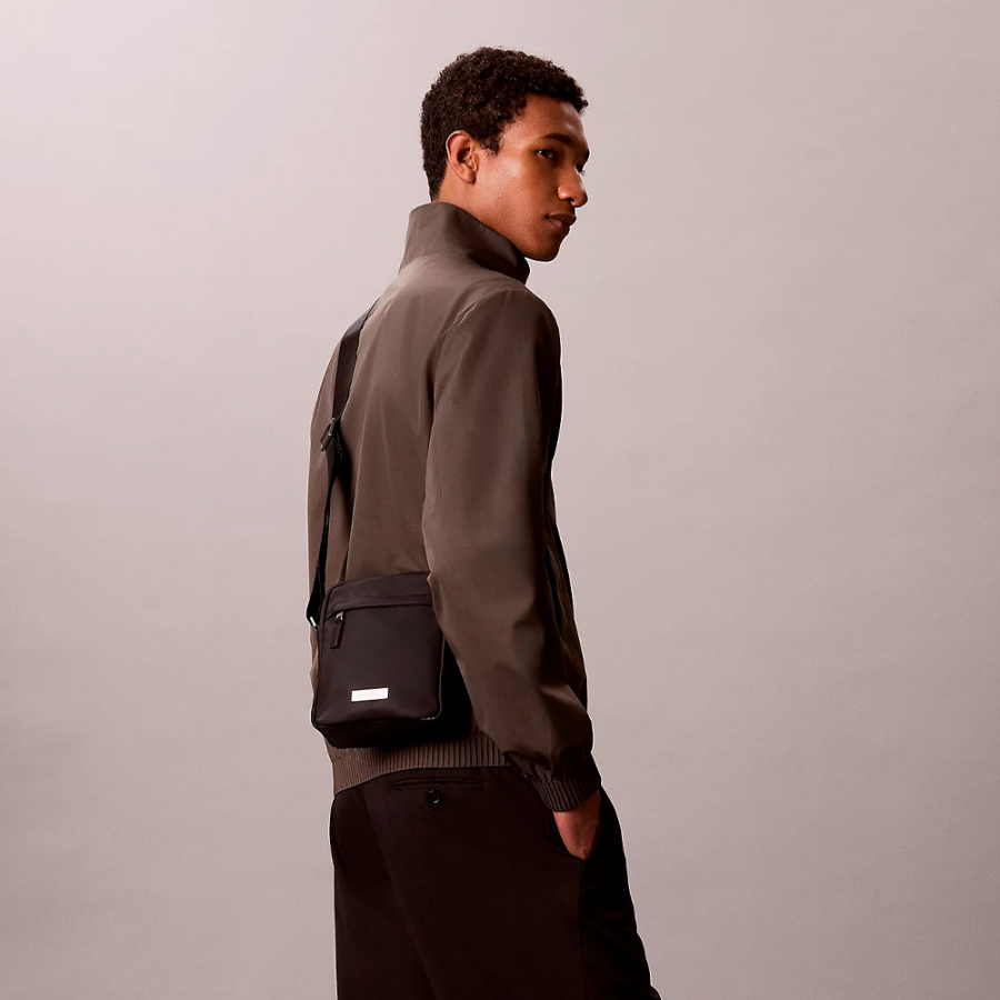 bolso-reporter-de-nailon-impermeable
