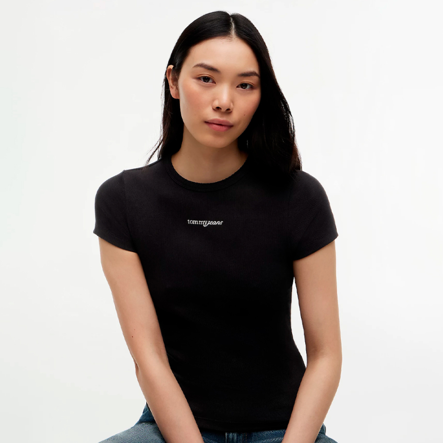 camiseta-slim-acanalada-con-logo camiseta-slim-acanalada-con-logo