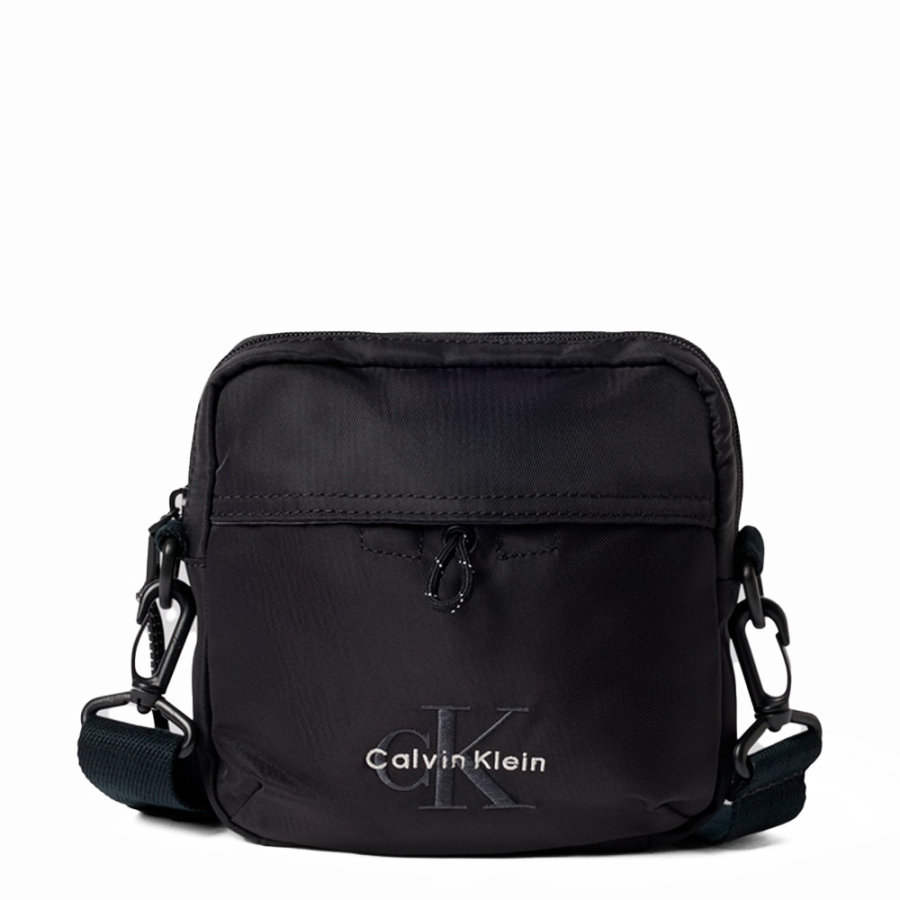 bold-square-crossbody-bag bold-square-crossbody-bag