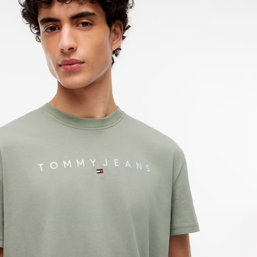 regular-fit-linear-logo-t-shirt regular-fit-linear-logo-t-shirt