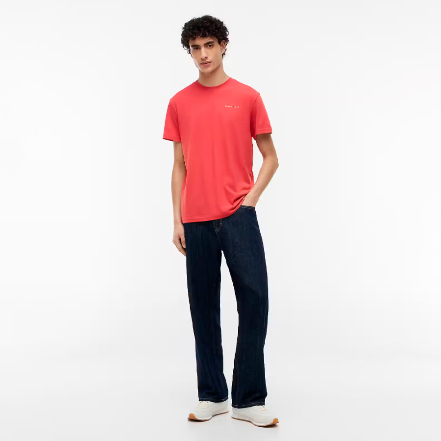 slim-linear-chest-t-shirt slim-linear-chest-t-shirt