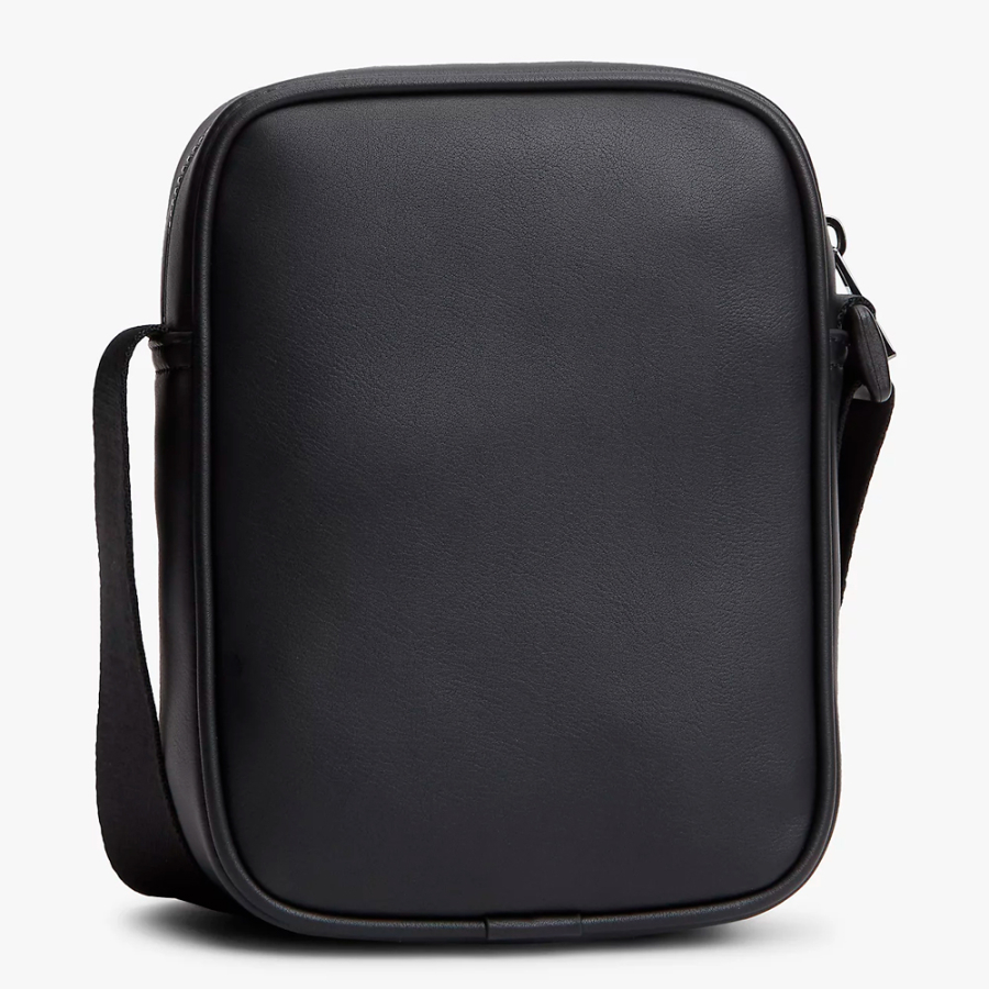 bolso-reporter-bandolera-con-cinta-distintiva bolso-reporter-bandolera-con-cinta-distintiva