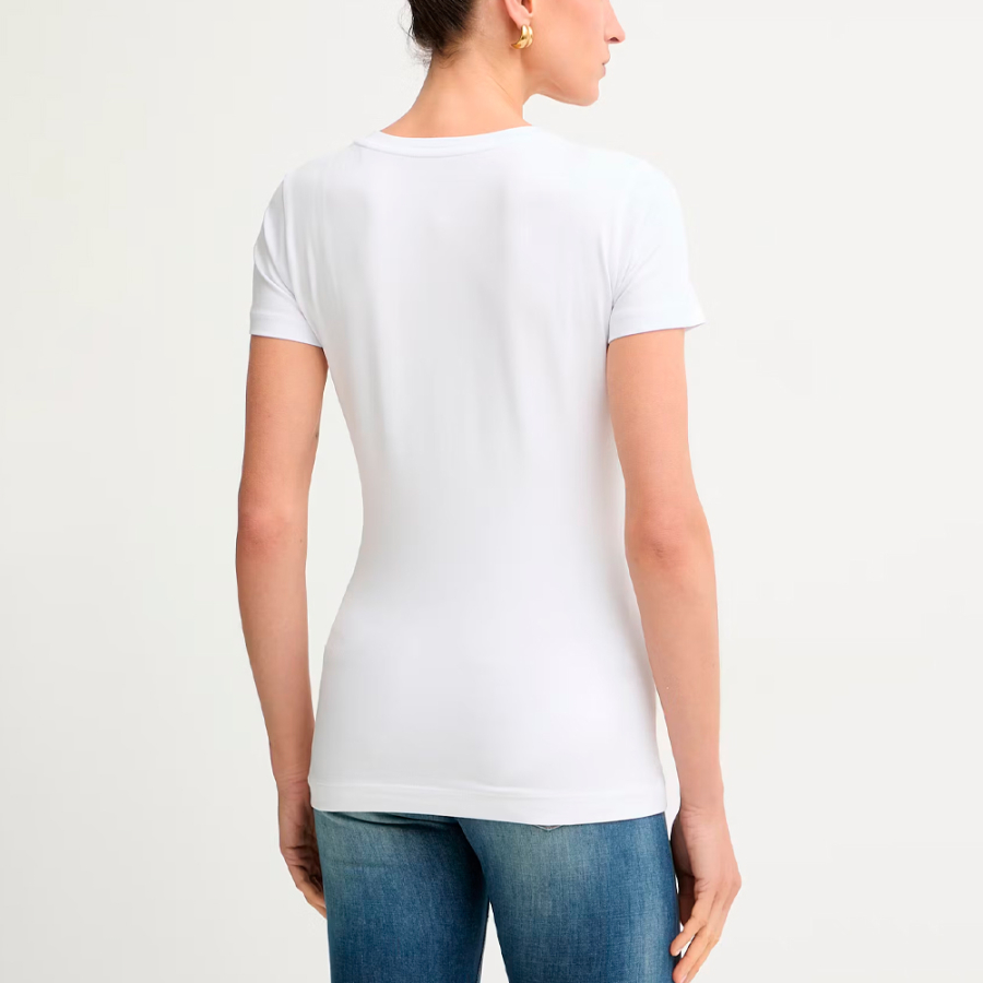 camiseta-com-logotipo-de-strass camiseta-com-logotipo-de-strass