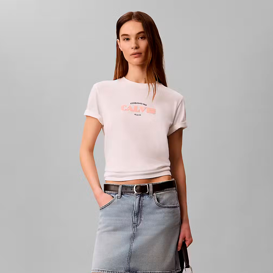 t-shirt-con-logo-del-classico-resort