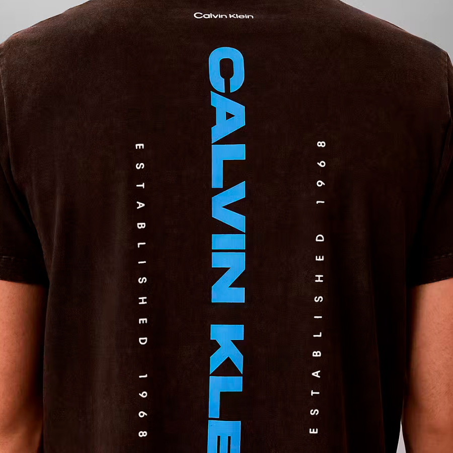 washed-spine-graphic-t-shirt washed-spine-graphic-t-shirt