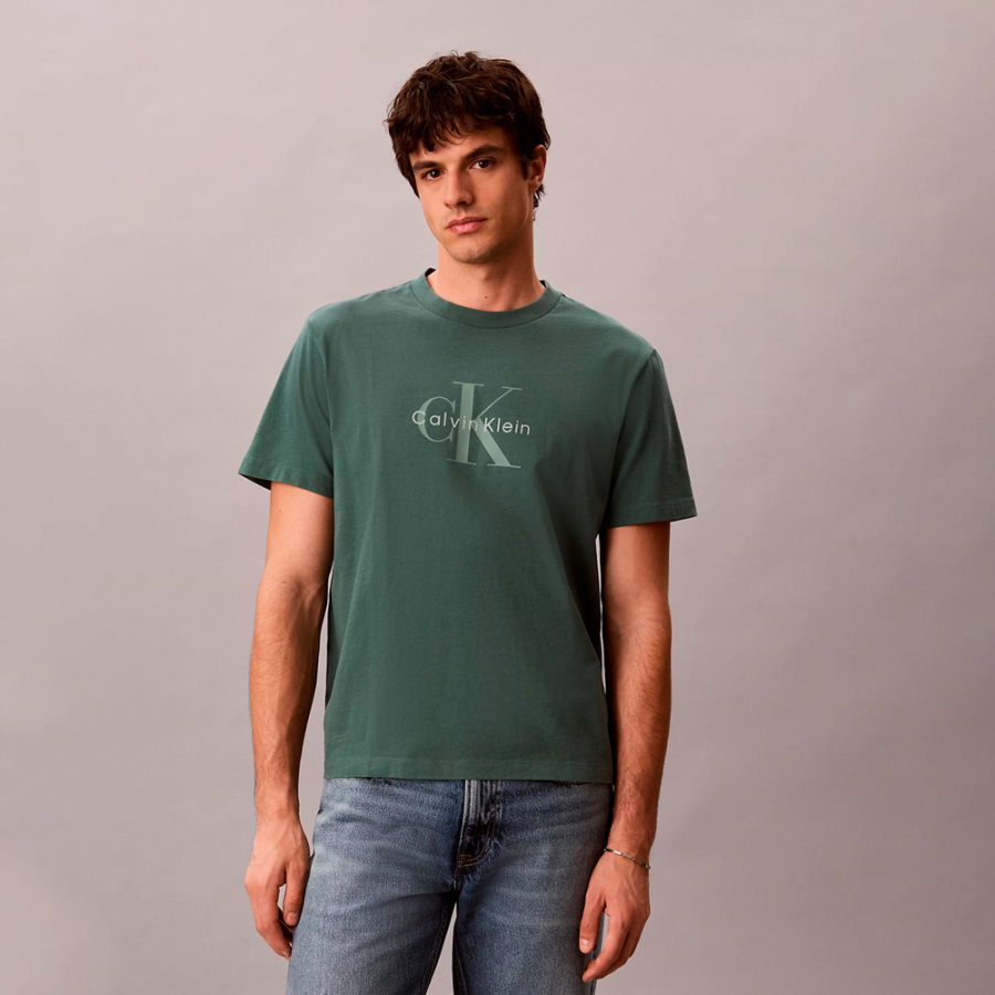 washed-cotton-monogram-t-shirt washed-cotton-monogram-t-shirt