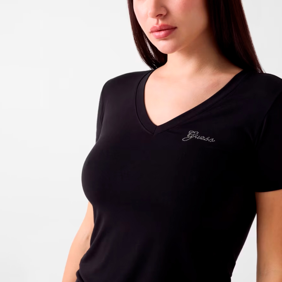 camiseta-com-logotipo-de-strass camiseta-com-logotipo-de-strass