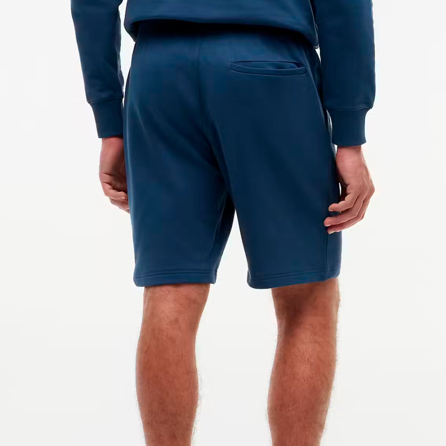 short-de-felpa-con-logo-bordado