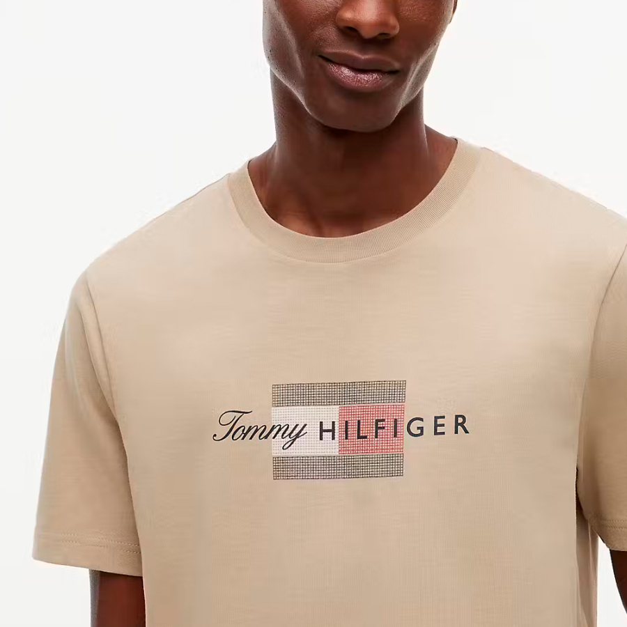 camiseta-de-punto-con-logo-grafico camiseta-de-punto-con-logo-grafico