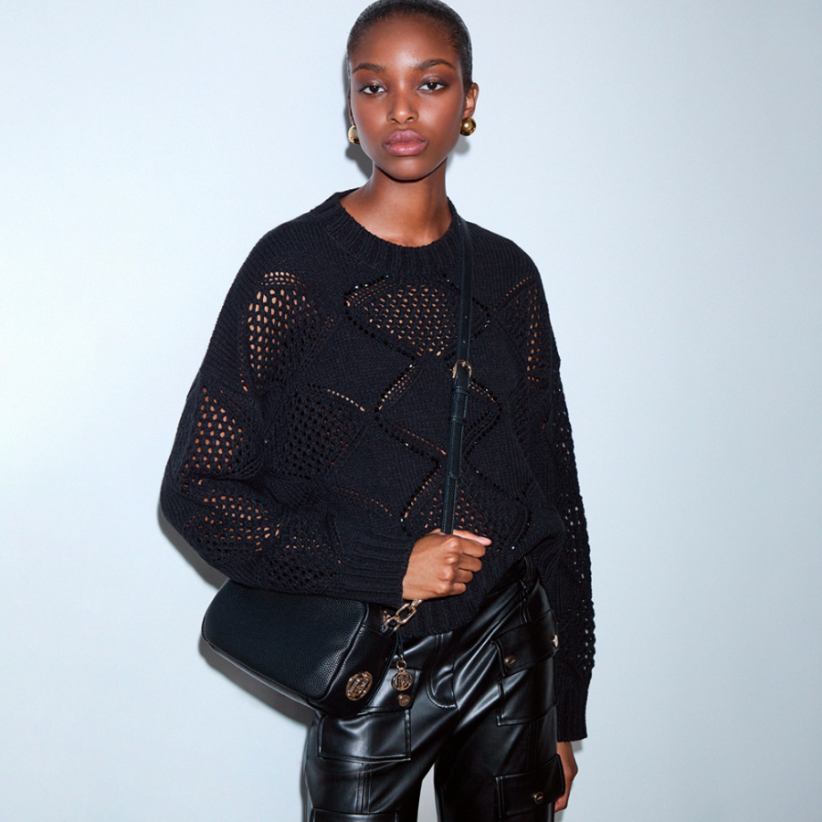 medium-crossbody-bag medium-crossbody-bag