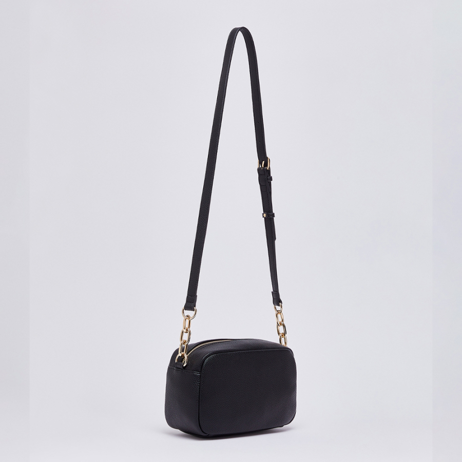 medium-crossbody-bag medium-crossbody-bag