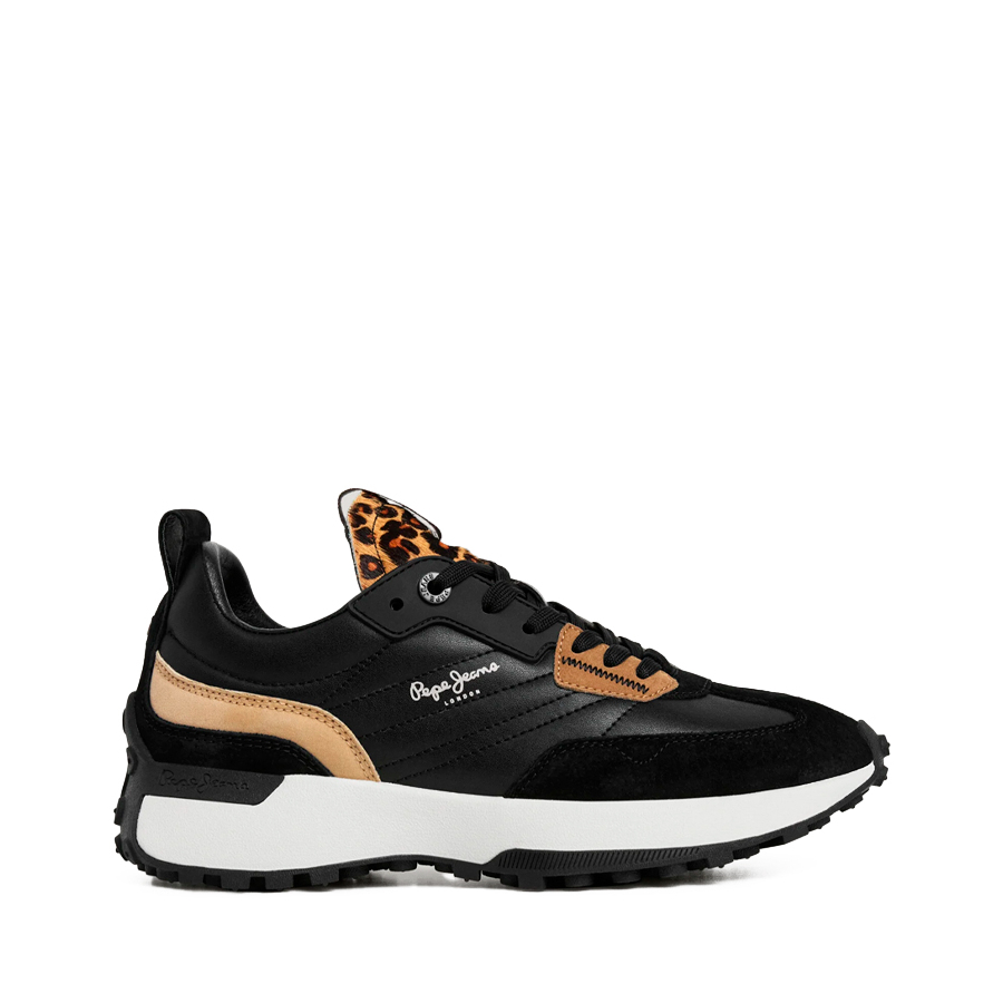 tenis-com-detalhes-em-camurca-e-couro